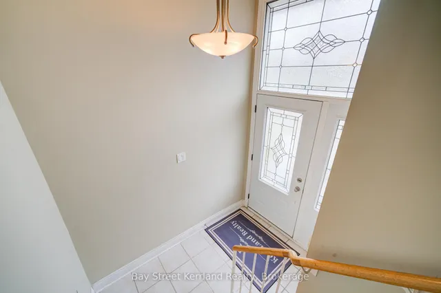 Additional property image - 3608 Birchmeadow Cres