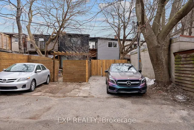 Additional image 26 of 2555 Dundas St