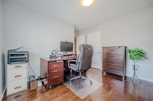 Additional image 19 of 2267 Empire Cres