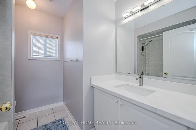 Additional image 18 of 2267 Empire Cres