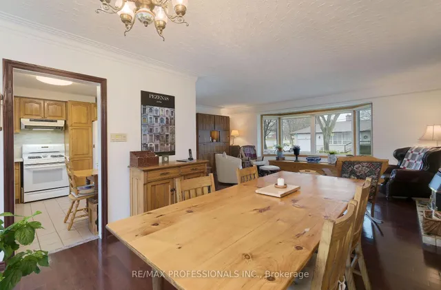 Additional image 18 of 1 Mossford Crt