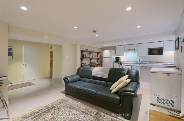Additional image 13 of 1 Mossford Crt