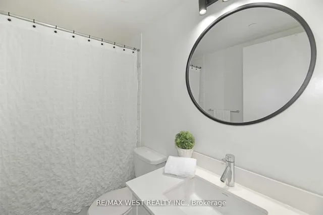 Additional property image - 2212 Lake Shore Blvd Unit 506