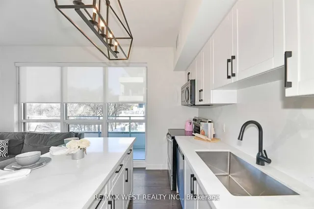 Additional property image - 2212 Lake Shore Blvd Unit 506