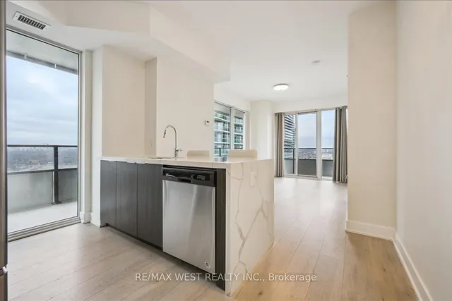 Additional property image - 20 Shore Breeze Dr Unit 2604