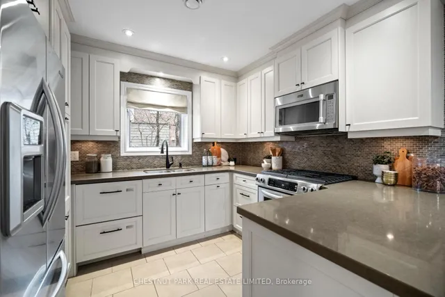 Additional property image - 75 Lynngrove Ave