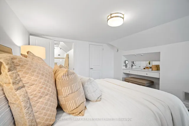 Additional property image - 75 Lynngrove Ave