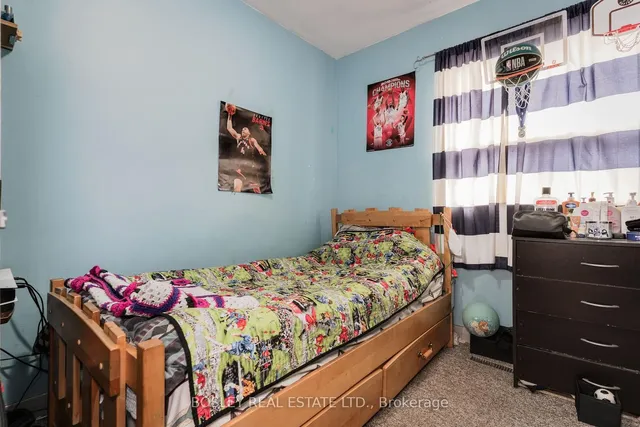 Additional property image - 25 Chilcot Ave