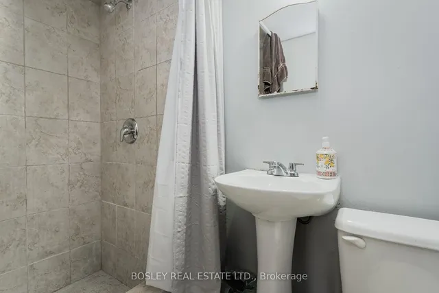 Additional property image - 25 Chilcot Ave