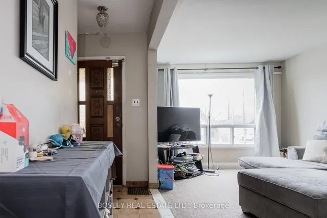 Additional property image - 25 Chilcot Ave