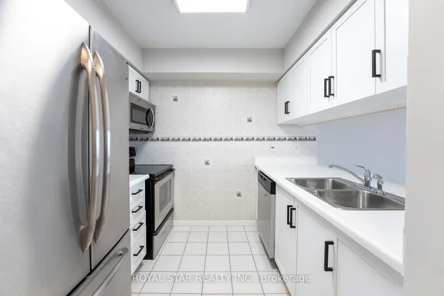 Additional property image - 12 Laurelcrest St Unit 811