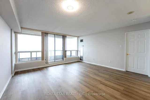 Additional property image - 12 Laurelcrest St Unit 811