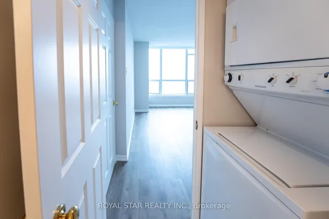 Additional property image - 12 Laurelcrest St Unit 811