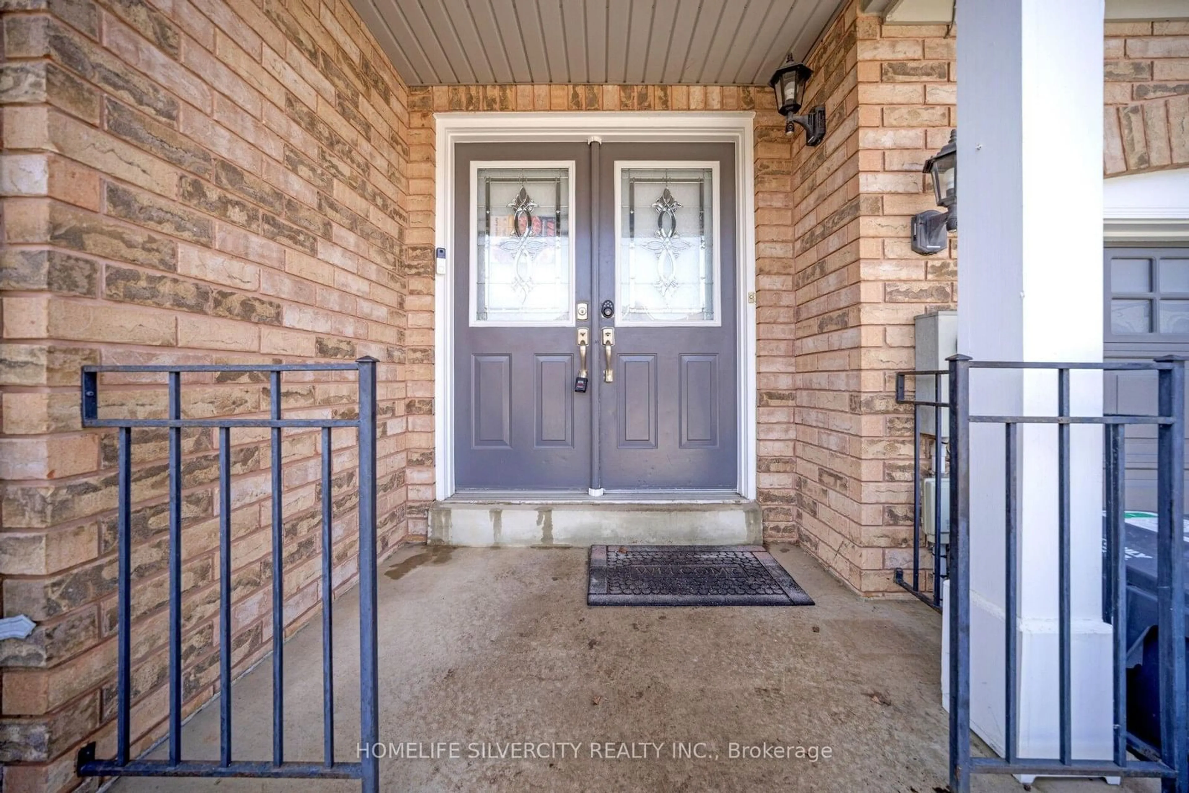 Indoor entryway for 22 Frank Johnston Rd, Caledon Ontario L7E 2L4