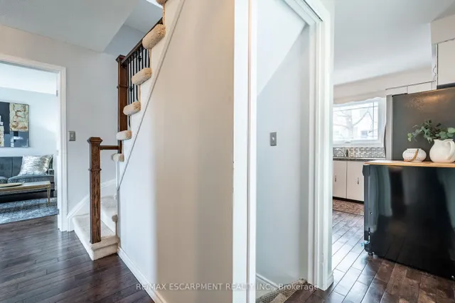 Additional property image - 2345 Glastonbury Rd