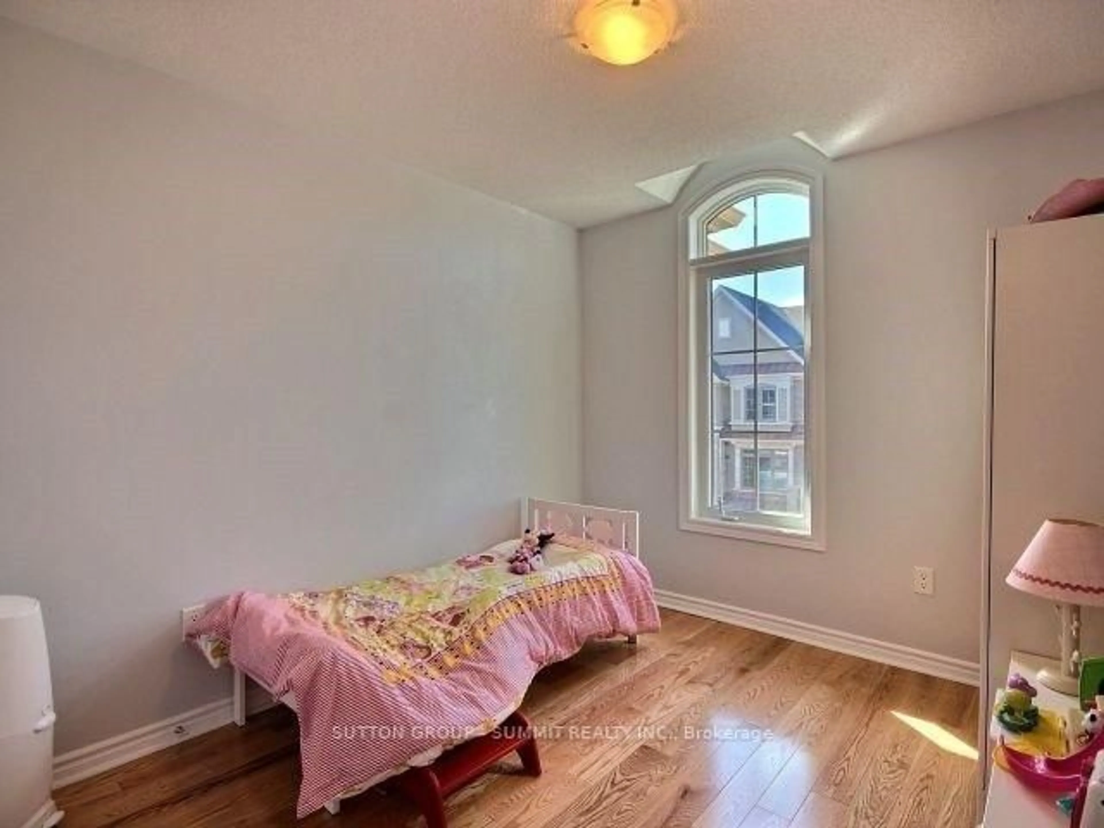 A pic of a room for 2435 Greenwich Dr #54, Oakville Ontario L6M 0S4