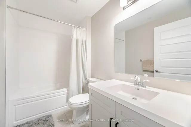 Additional property image - 470 Gordon Krantz Ave Unit 520