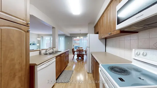 Additional property image - 86 Carisbrooke Crt