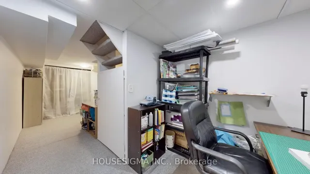Additional property image - 86 Carisbrooke Crt