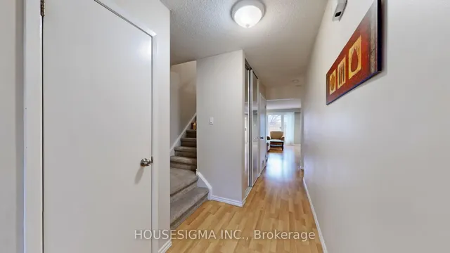 Additional property image - 86 Carisbrooke Crt