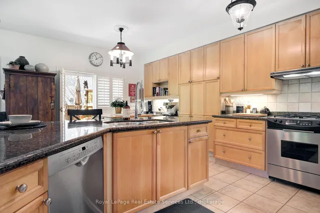 Additional property image - 1259 GLENASHTON Dr