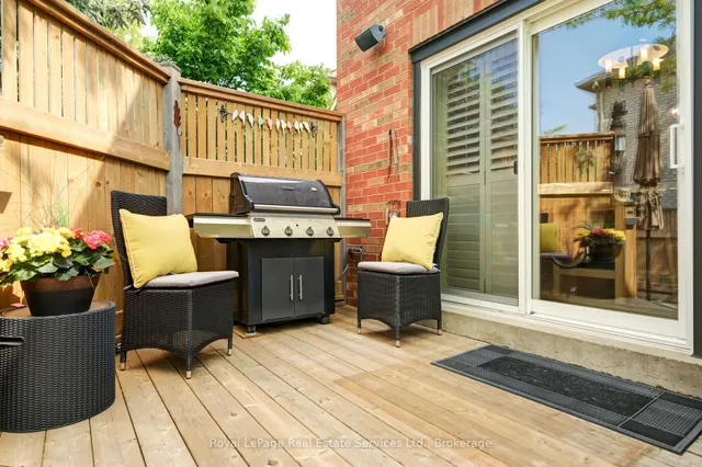 Property image - 1259 GLENASHTON Dr