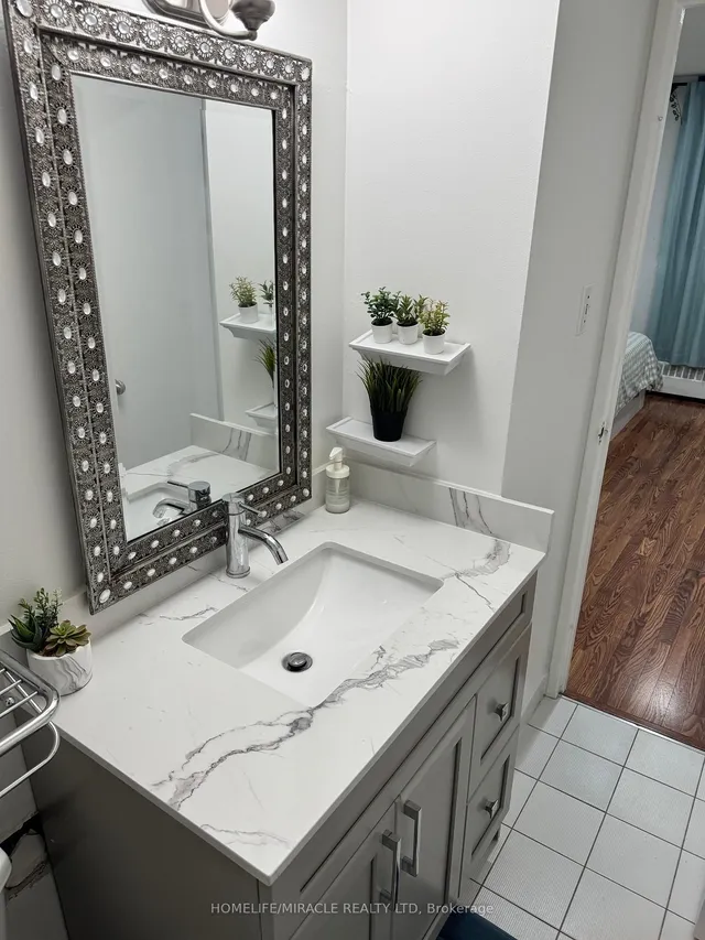 Additional image 7 of 1615 Bloor St Unit 1203