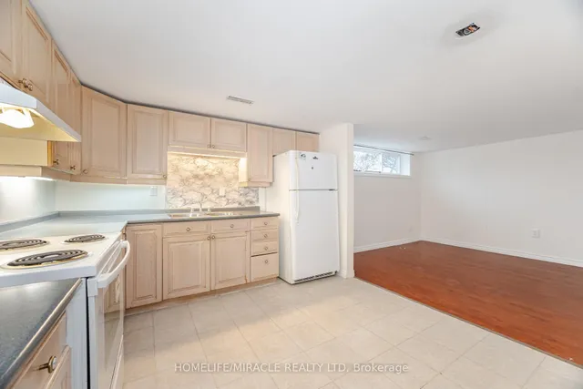 Additional property image - 18 Albion Cres