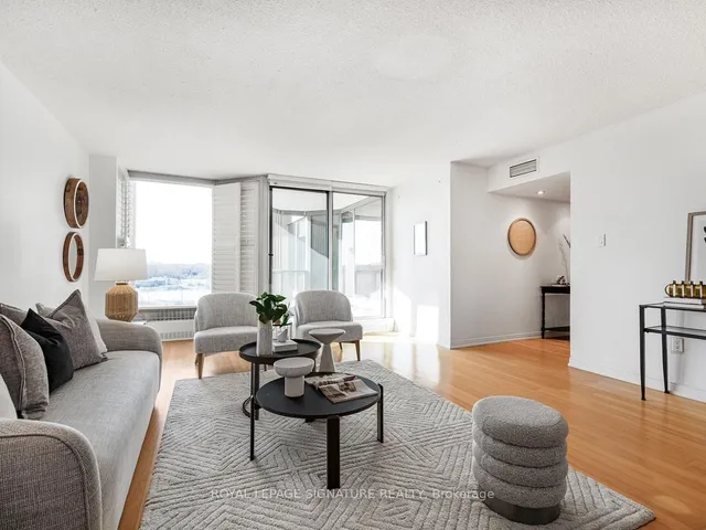 Additional property image - 2045 Lake Shore Blvd Unit 1008