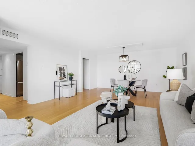 Additional property image - 2045 Lake Shore Blvd Unit 1008