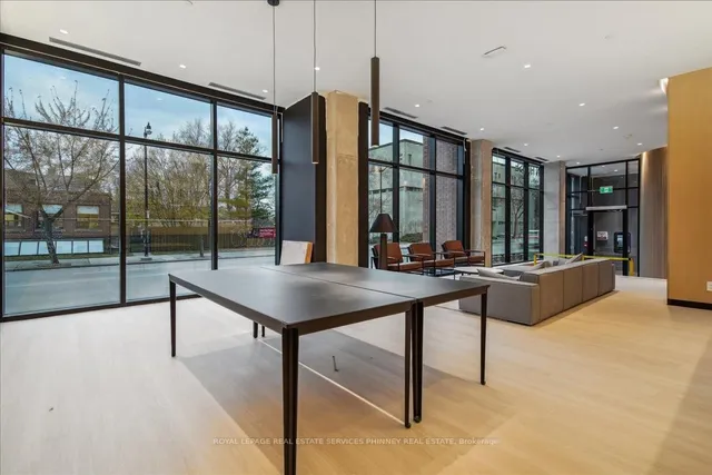 Additional property image - 2720 Dundas St Unit 515