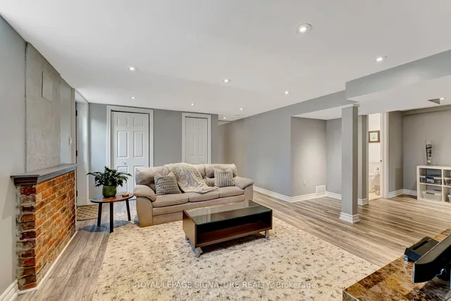Additional property image - 2044 Kilbride St