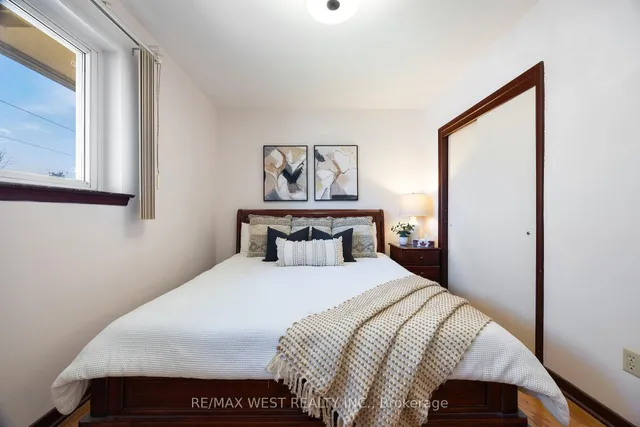 Additional property image - 588 Hyacinthe Blvd