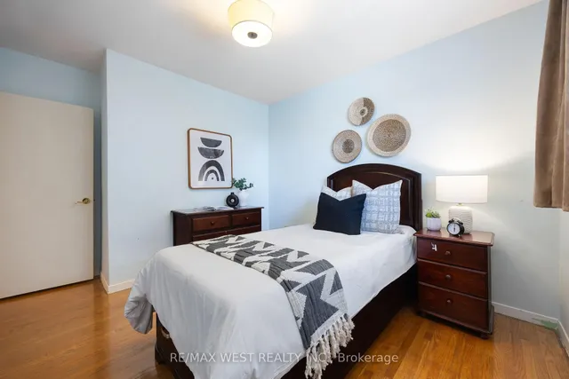 Additional property image - 588 Hyacinthe Blvd