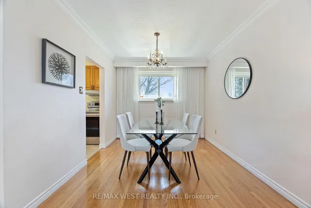 Additional property image - 588 Hyacinthe Blvd
