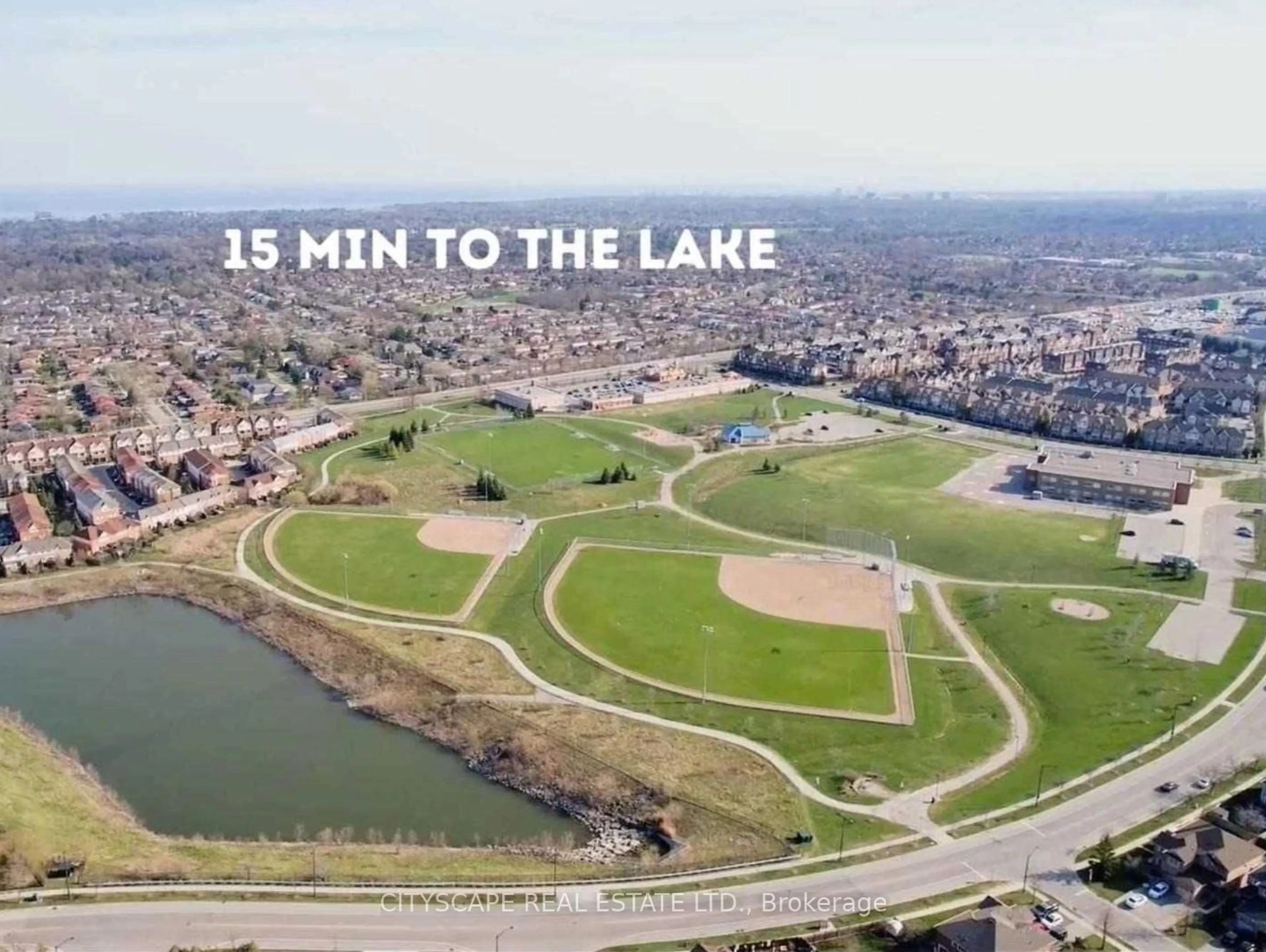 A pic from outside/outdoor area/front of a property/back of a property/a pic from drone, water/lake/river/ocean view for 634 Shoreline Dr #4, Mississauga Ontario L5B 0A7