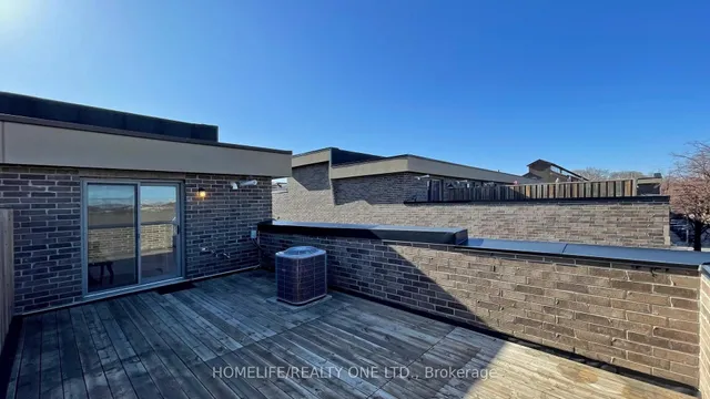 Additional property image - 1072 Lansdowne Ave