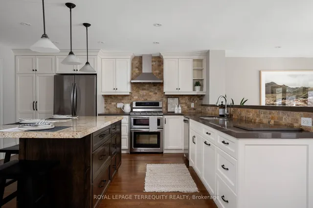 Additional property image - 489 Glenlake Ave