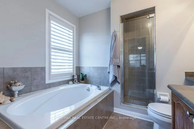 Additional image 21 of 328 Baverstock Cres