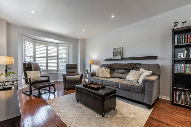 Additional image 34 of 328 Baverstock Cres