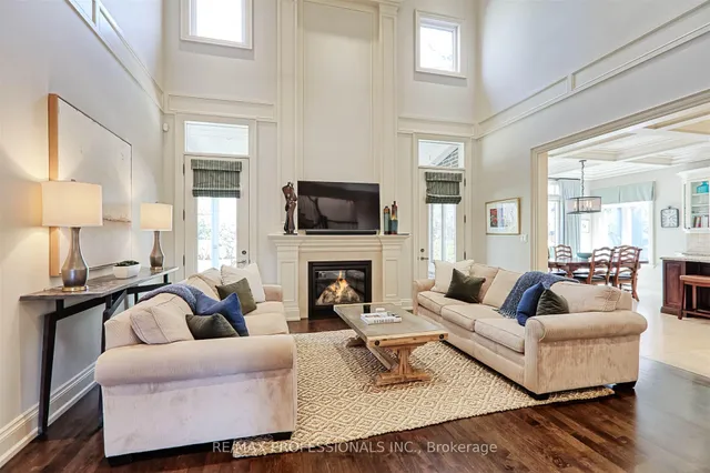 Primary image of 19 Bromley Cres
