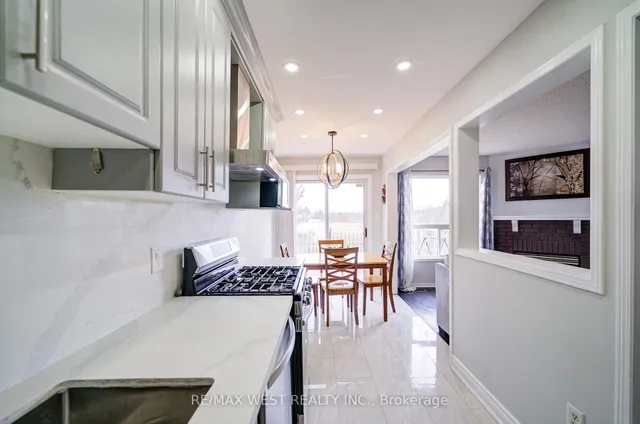 Additional property image - 100 Brickyard Way Unit 14