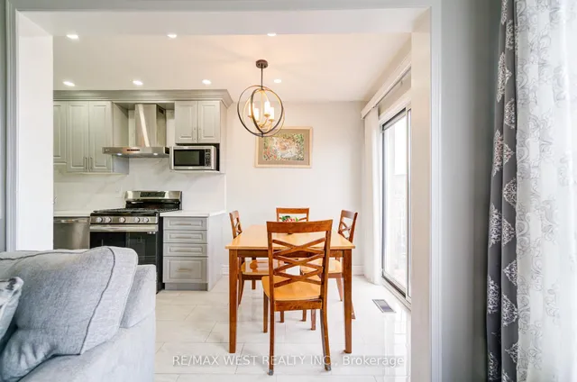 Additional property image - 100 Brickyard Way Unit 14