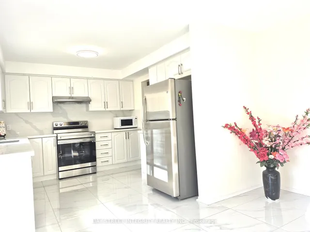 Additional property image - 5132 Guildwood Way