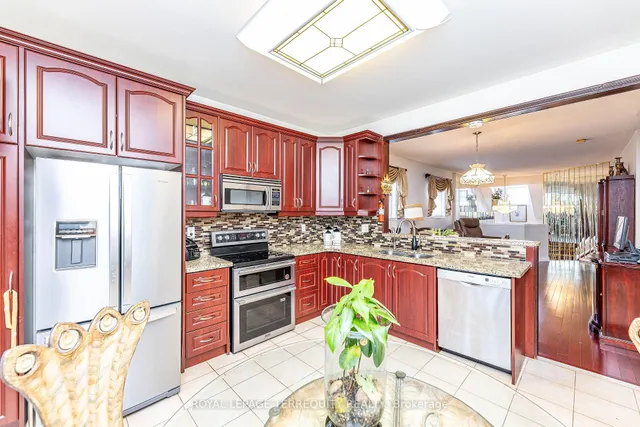 Additional property image - 21 Collingwood Ave