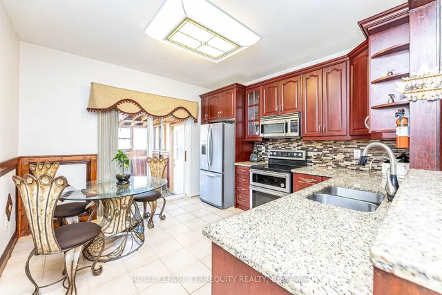 Additional property image - 21 Collingwood Ave
