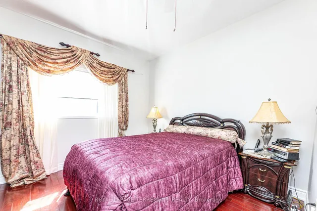 Additional property image - 21 Collingwood Ave