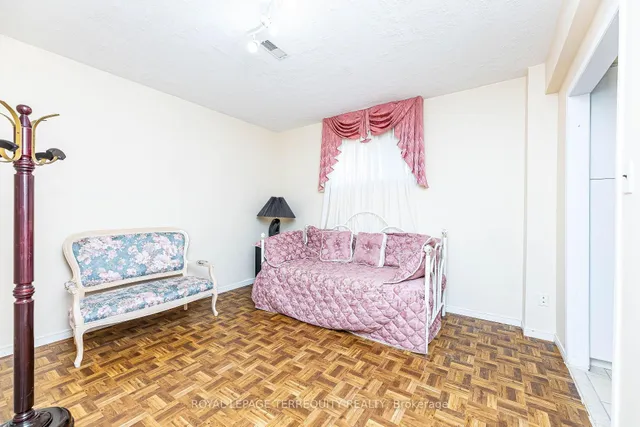 Additional property image - 21 Collingwood Ave