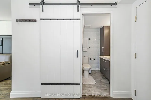 Additional property image - 2261 Lake Shore Blvd Unit 220