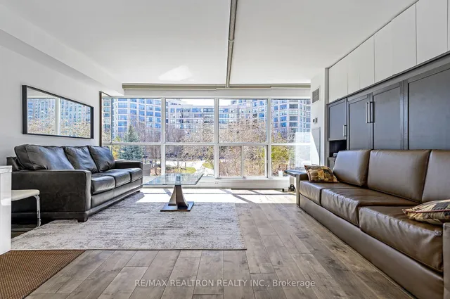 Additional property image - 2261 Lake Shore Blvd Unit 220